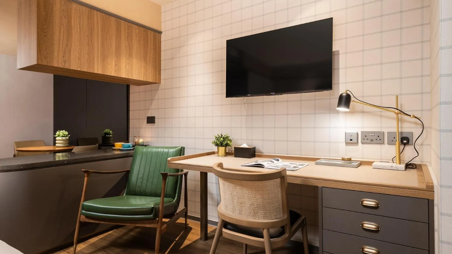 Hotel Dash Living On Hollywood Hong Kong