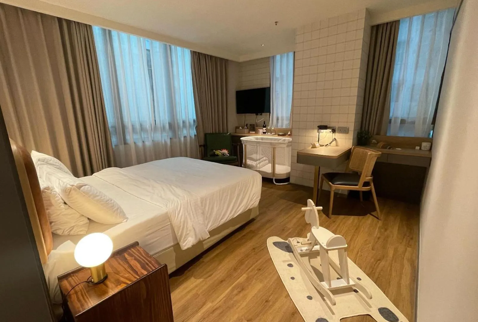 Dash Living On Hollywood Hong Kong