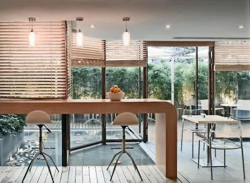 Dash Living On Hollywood Hong Kong Hotel