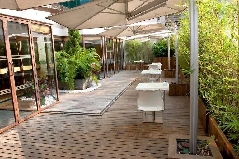 Hotel Dash Living On Hollywood Hong Kong